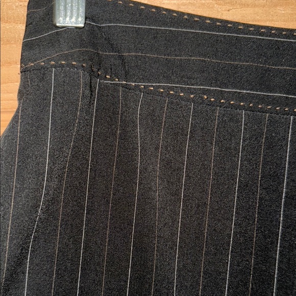 Nine West Black Pinstripe Suit Set Blazer Coat Pleated Skirt size 2 - Picture 11 of 16